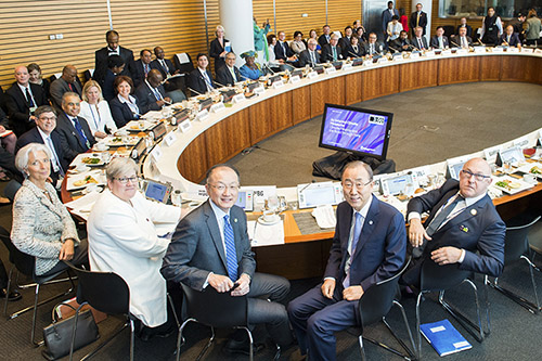 Ban-Ki-Moon, IMF and World Bank leaders and other UN representative for the climate ministerial, April 2015.